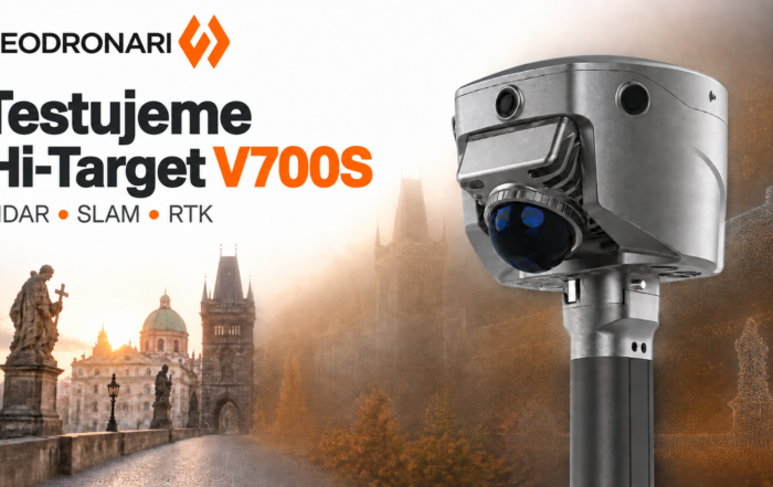 Ilustrace skeneru Hi-Target V700S s motivem historické architektury a mračna bodů, logem GeoDronaři a nápisem Testujeme Hi-Target V700S.